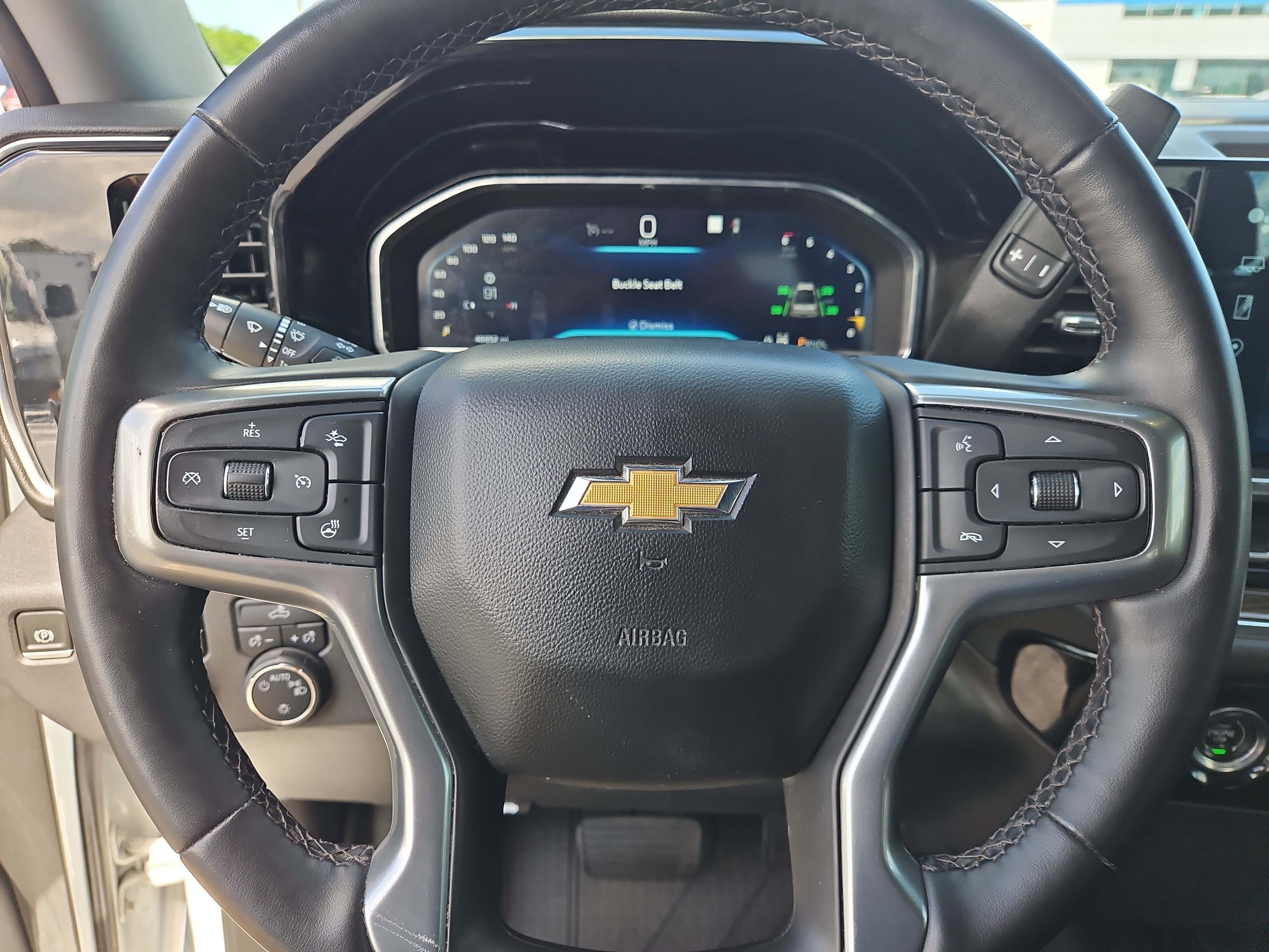 Used 2023 Chevrolet Silverado 1500 LT AWD/4WD image 20