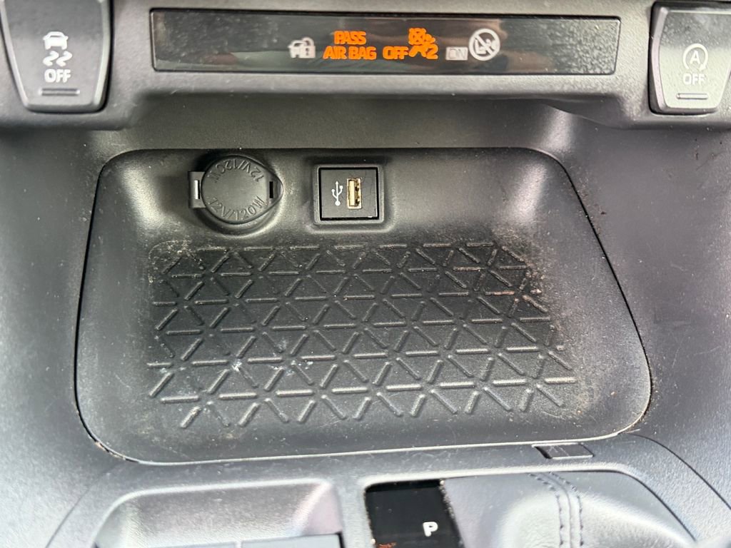 Used 2025 Toyota RAV4 LE image 26