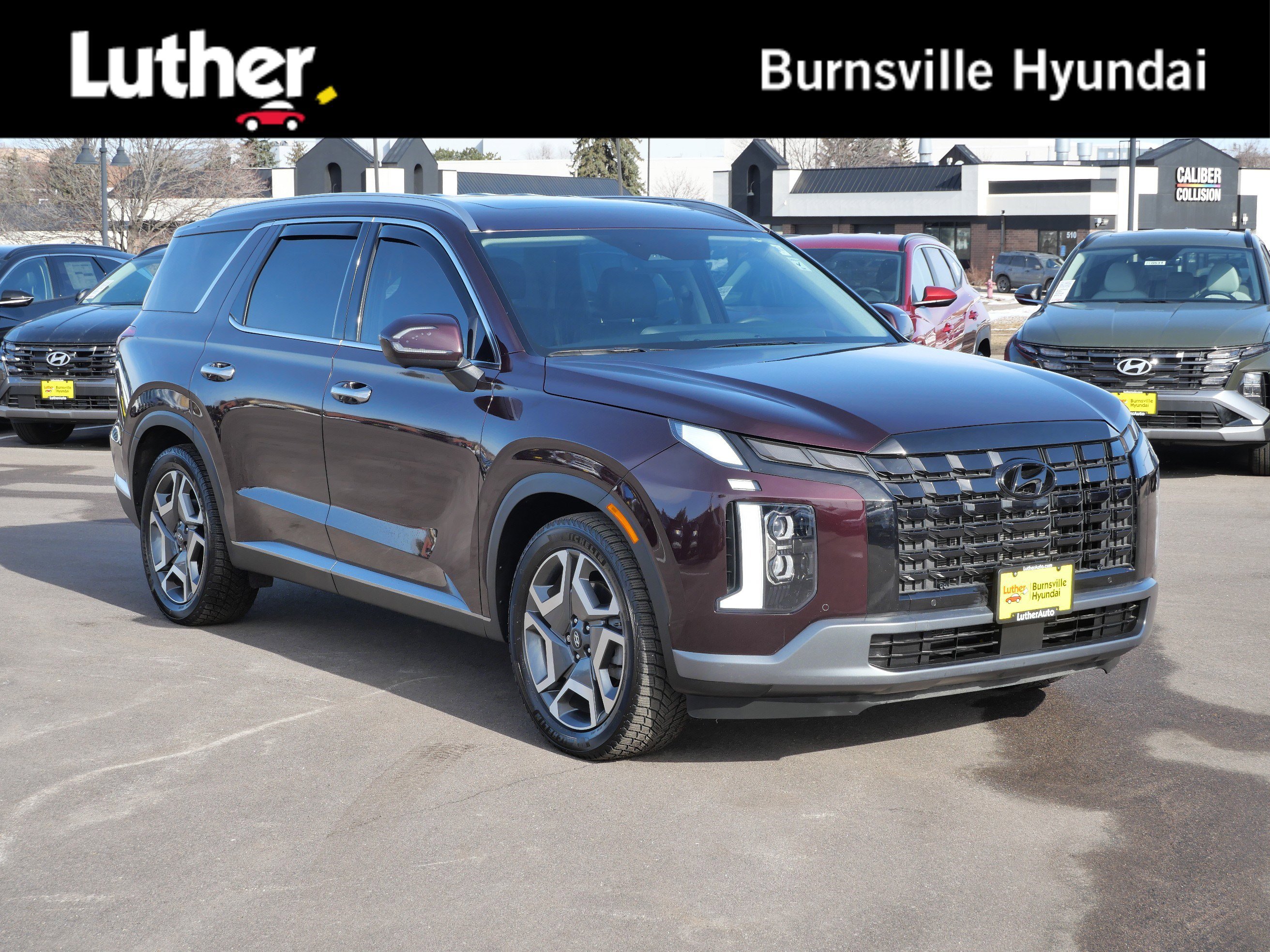 Used 2024 Hyundai Palisade Limited AWD/4WD image 1