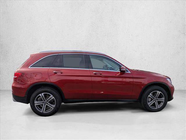 Used 2018 Mercedes-Benz GLC 300 4MATIC image 4