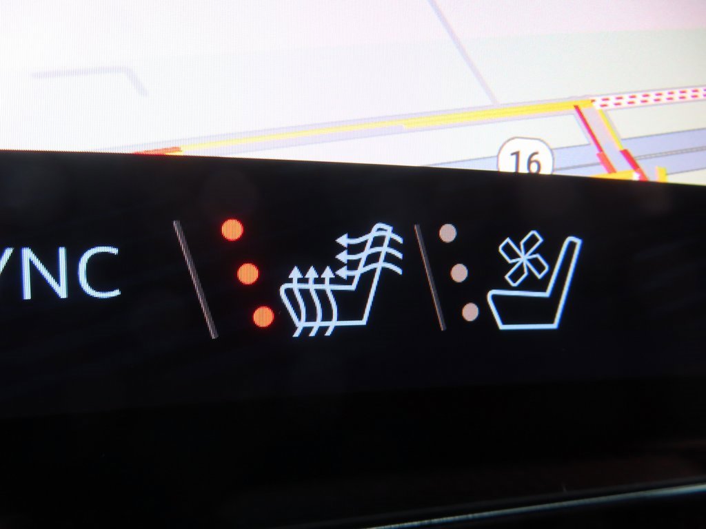 New 2026 Chevrolet Traverse RS w/ LPO, Floor Liner Package image 11