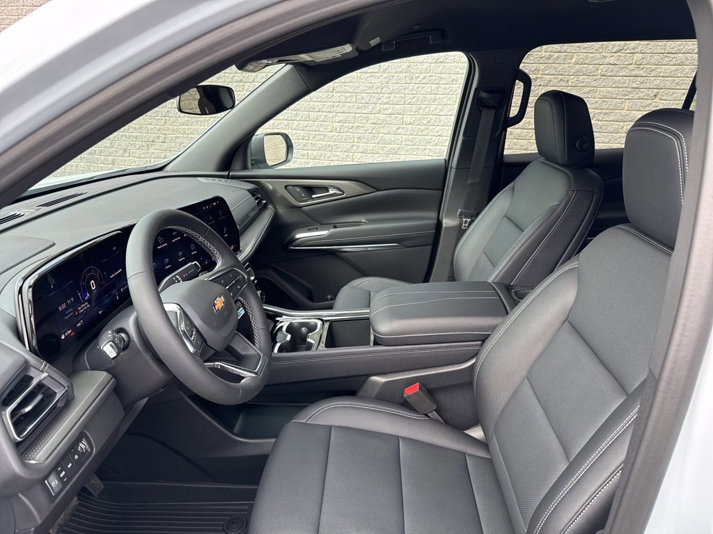 New 2026 Chevrolet Traverse LT w/ LPO, Floor Liner Package image 27