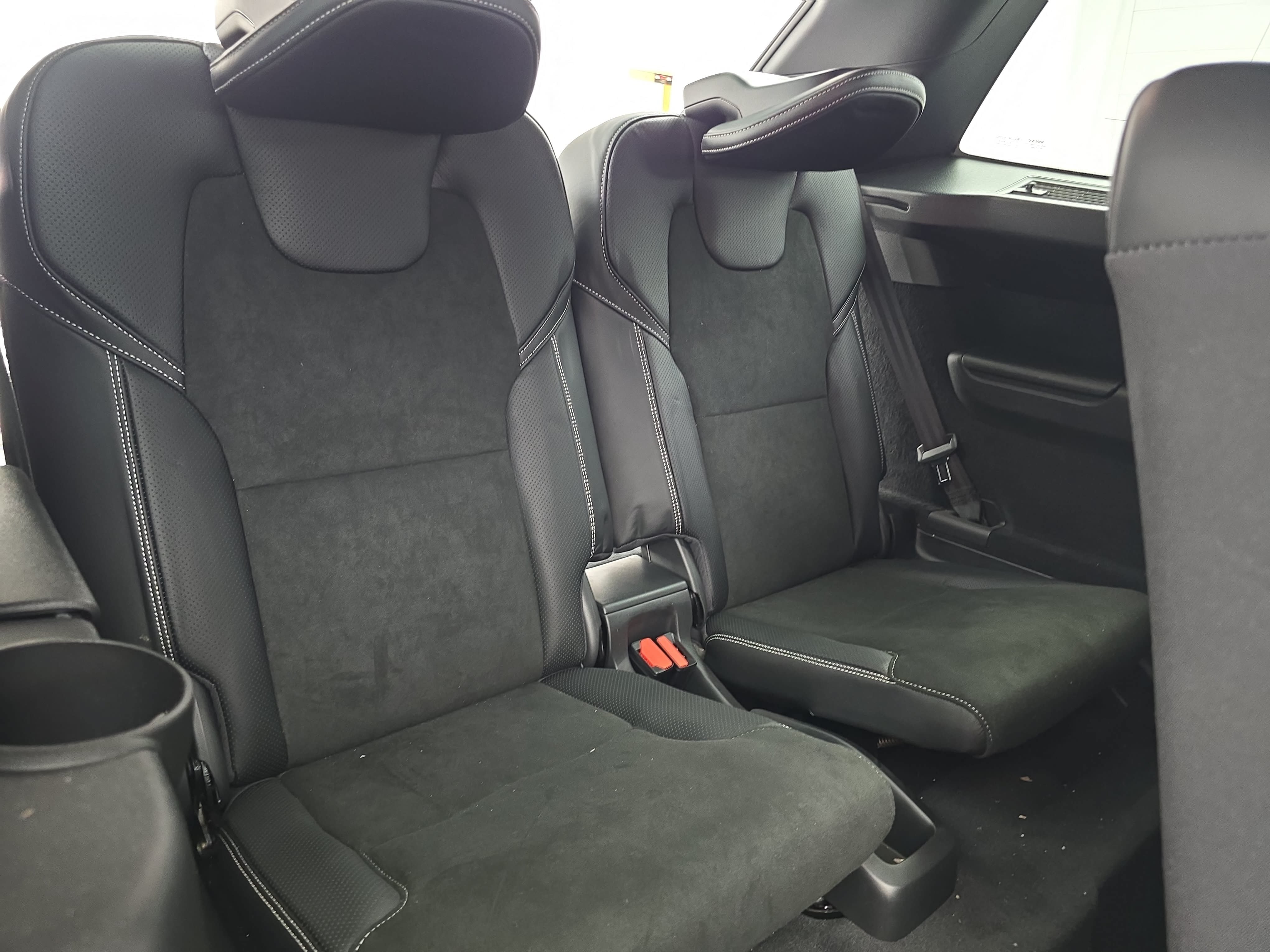 Used 2019 Volvo XC90 T6 R-Design w/ Advanced Package AWD/4WD image 14