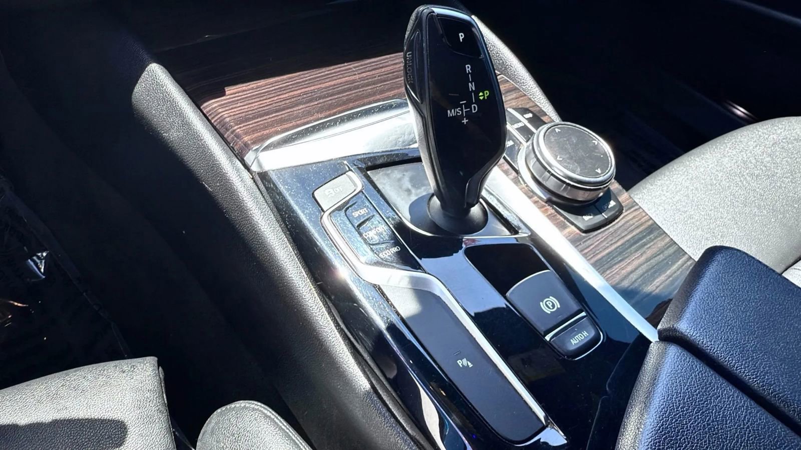 Used 2018 BMW 530i image 21