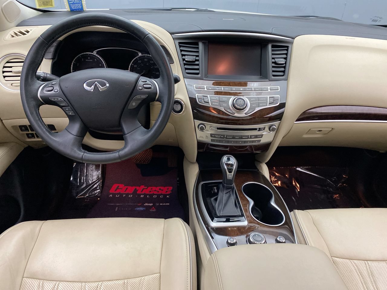 Used 2018 INFINITI QX60 Luxe w/ Deluxe Technology Package AWD/4WD image 15