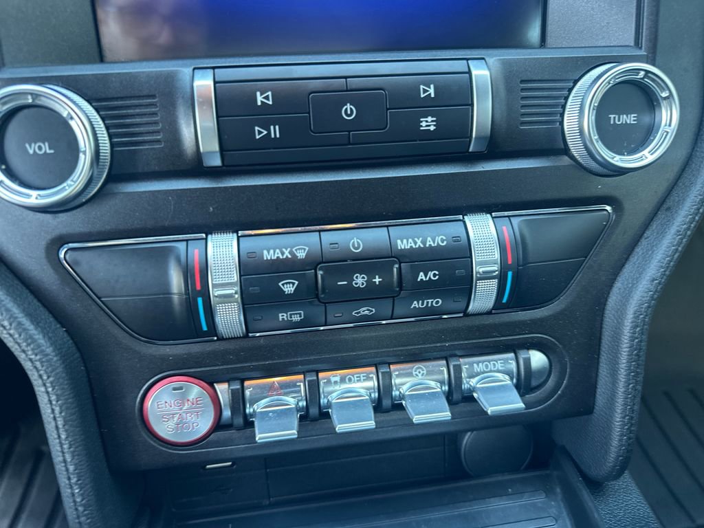 Used 2019 Ford Mustang Coupe w/ Ecoboost Performance Package image 18