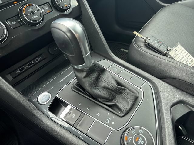 Used 2019 Volkswagen Tiguan SE AWD/4WD image 21