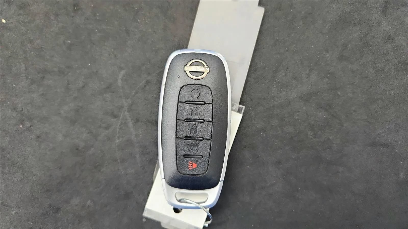 Used 2024 Nissan Versa SR FWD image 21