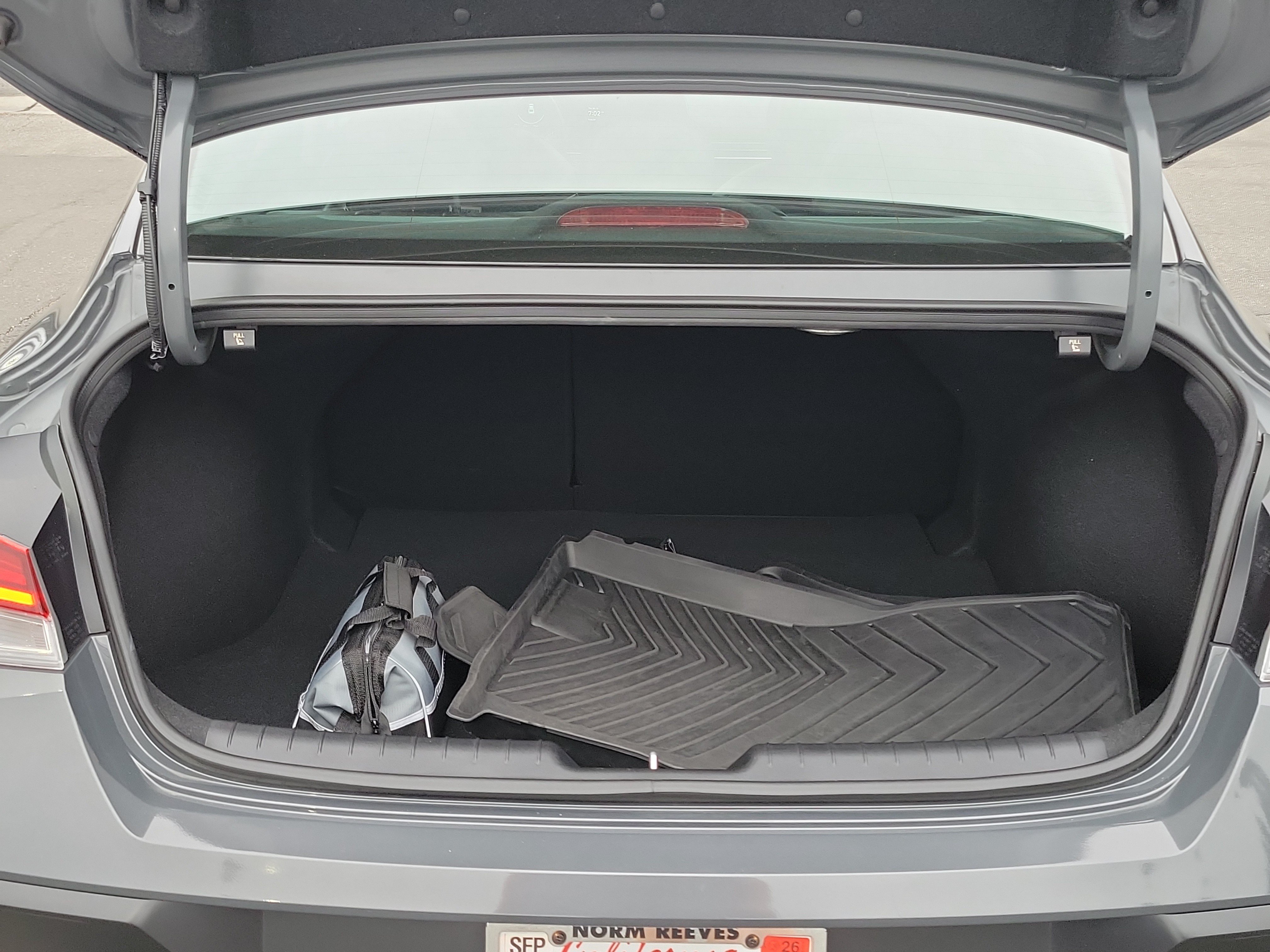 Certified 2025 Hyundai Elantra Limited FWD image 21