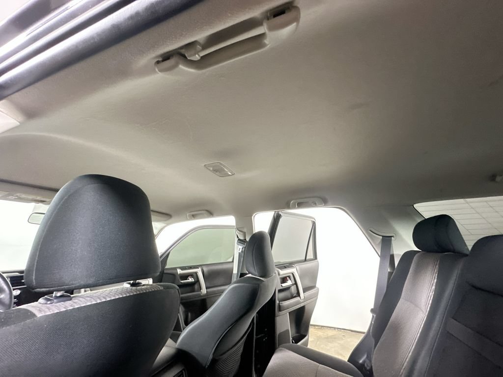 Used 2019 Toyota 4Runner SR5 AWD/4WD image 13