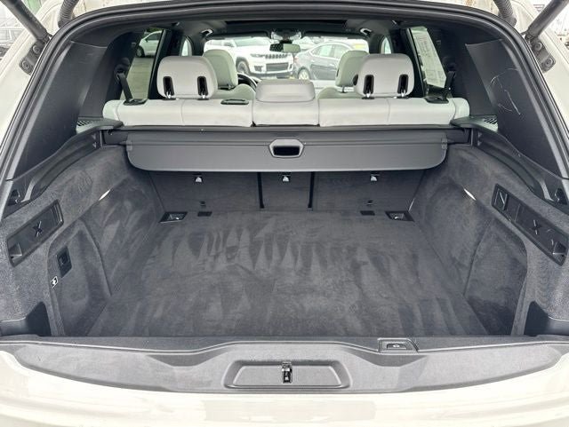 Used 2023 BMW X5 xDrive40i w/ M Sport Package AWD/4WD image 17