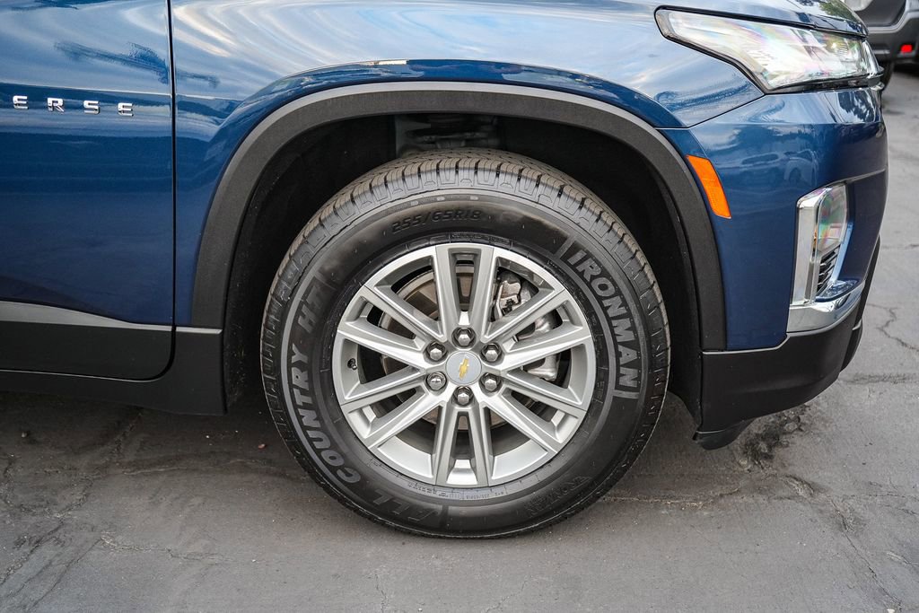 Used 2023 Chevrolet Traverse LT FWD image 11