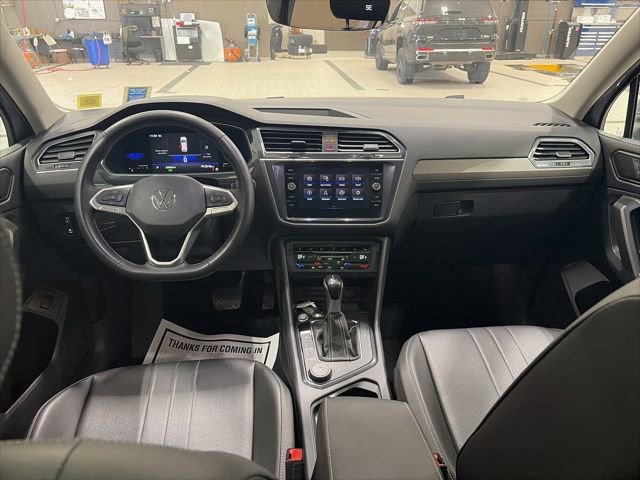 Used 2022 Volkswagen Tiguan SE AWD/4WD image 5