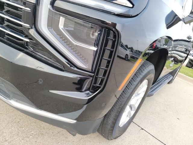 Used 2025 Chevrolet Tahoe LT AWD/4WD image 15