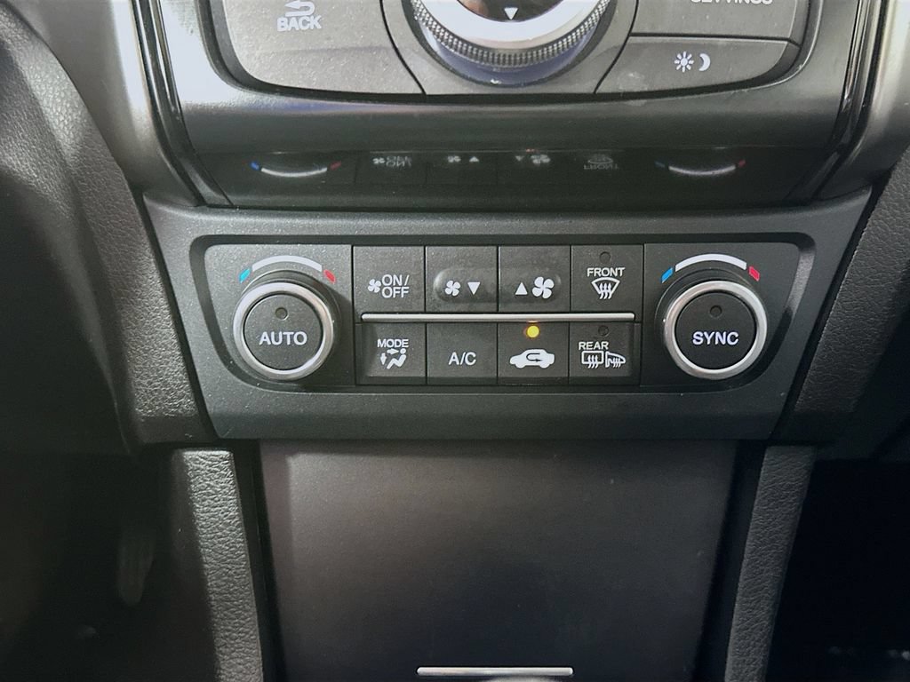 Used 2021 Acura ILX w/ Premium Package FWD image 18