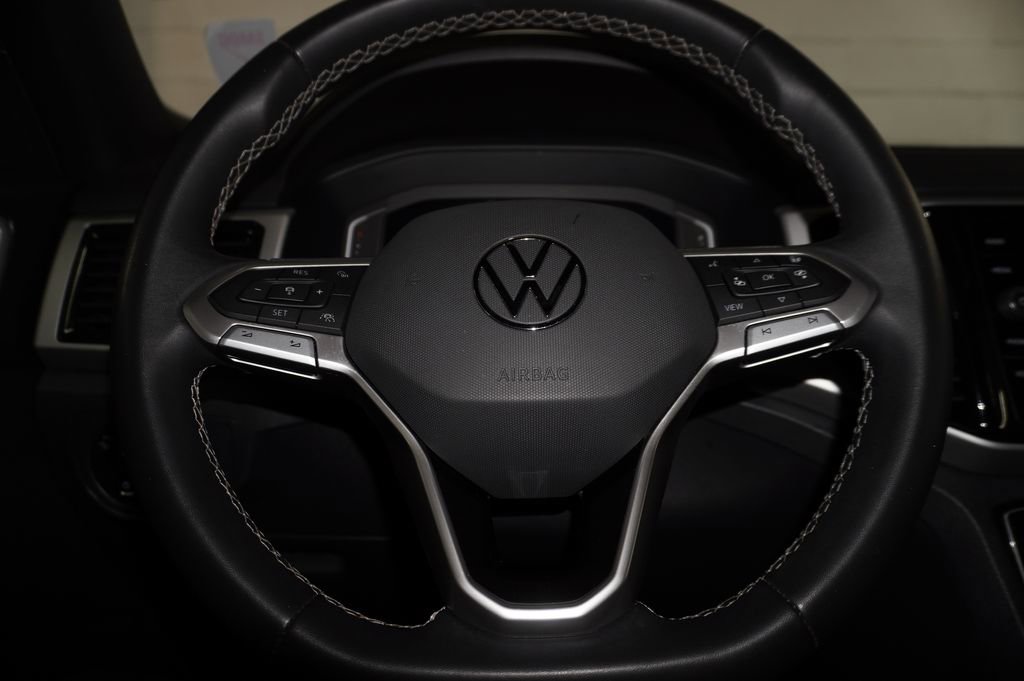 Used 2023 Volkswagen Atlas Cross Sport SEL image 14