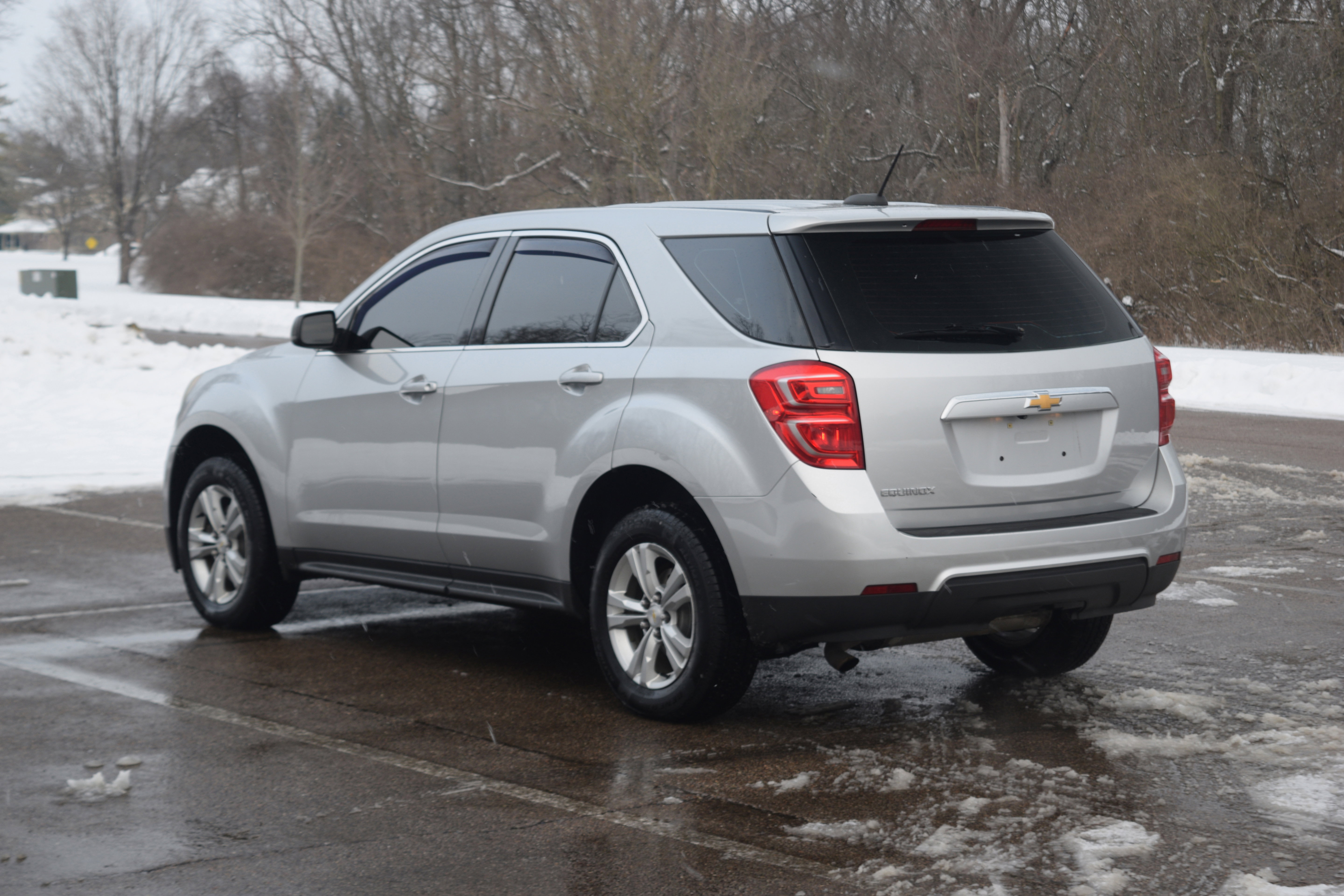 Used 2017 Chevrolet Equinox LS image 22