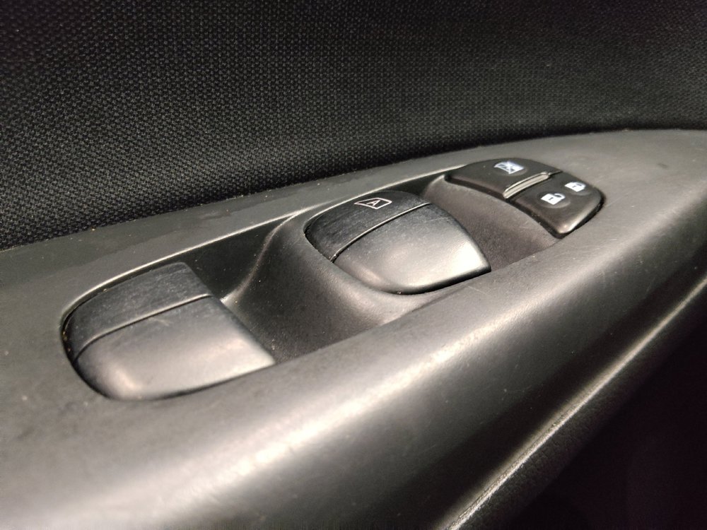 Used 2016 Nissan Sentra S FWD image 27