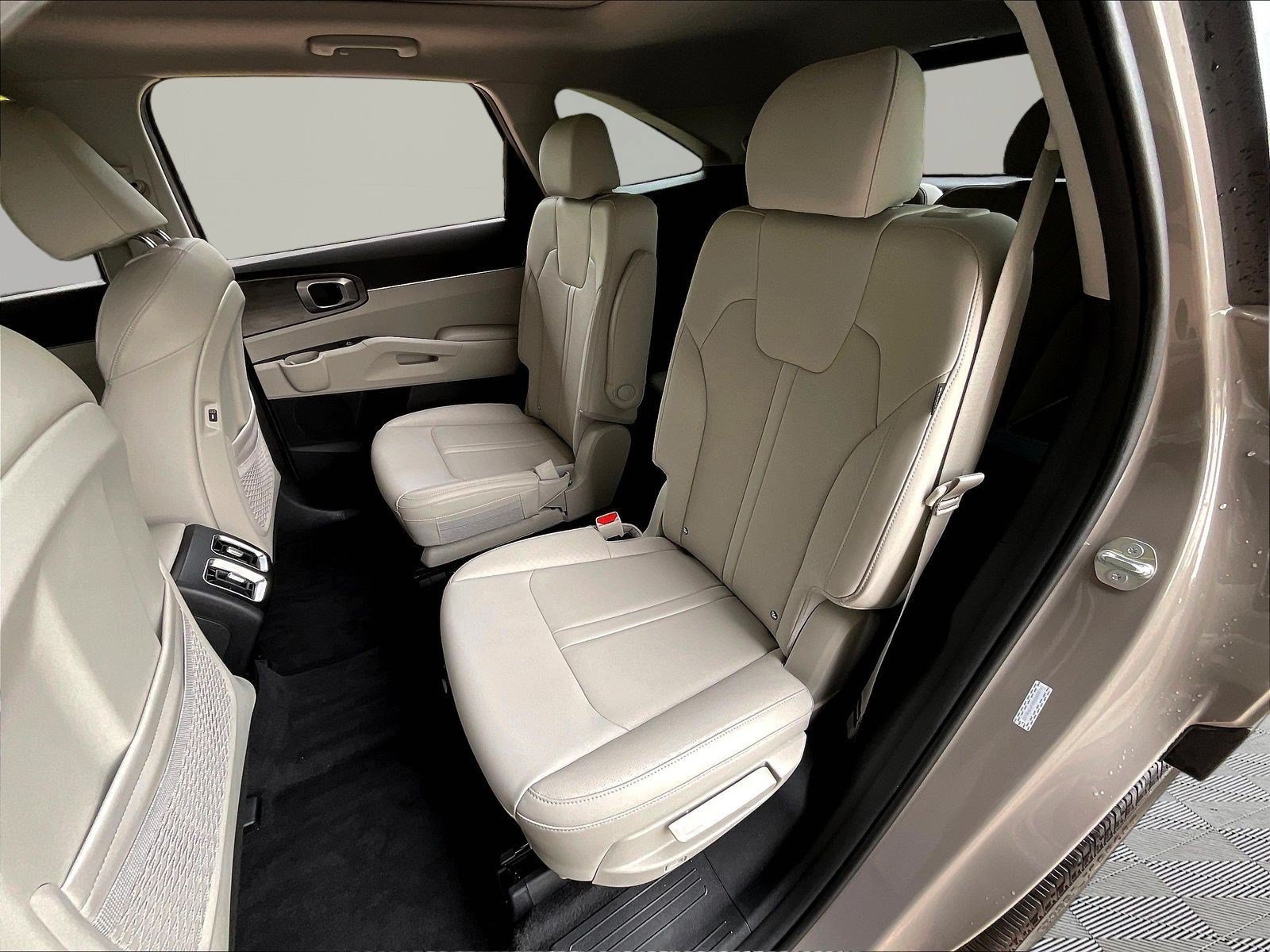 Used 2024 Kia Sorento X-Line EX AWD/4WD image 21