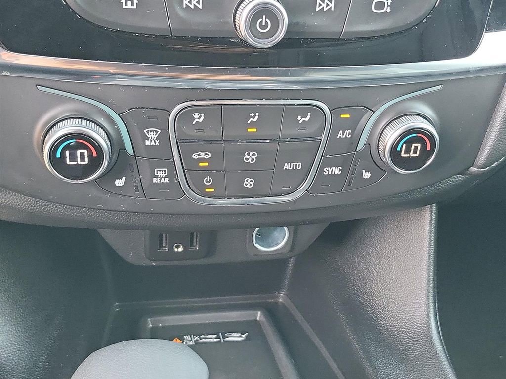 Certified 2023 Chevrolet Traverse LT image 34