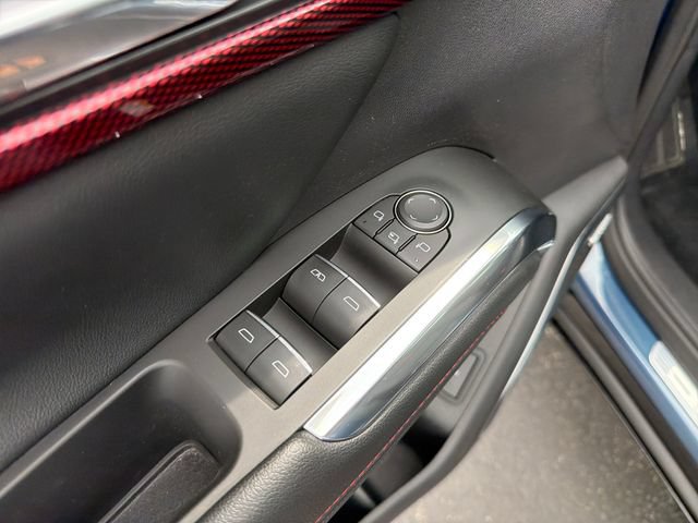 Used 2024 Chevrolet Traverse RS w/ LPO, Floor Liner Package FWD image 13
