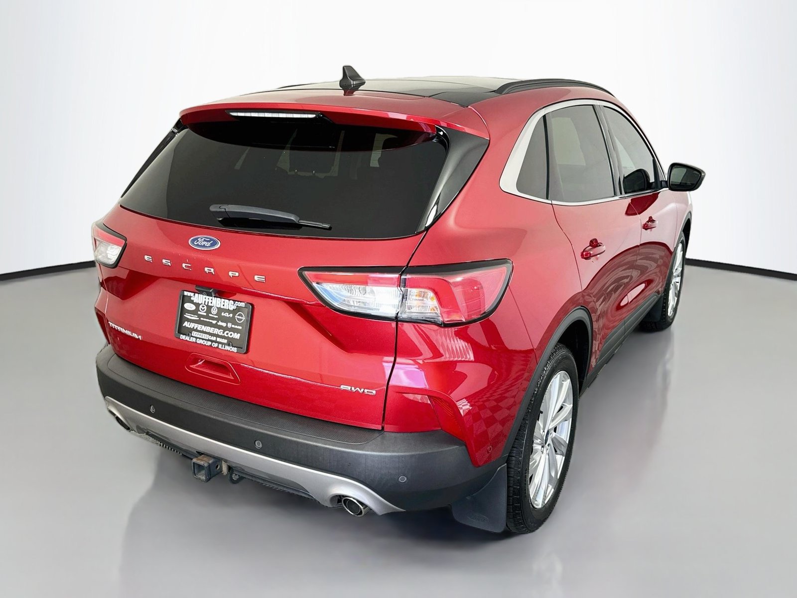 Used 2021 Ford Escape Titanium w/ Titanium Elite Package AWD/4WD image 7