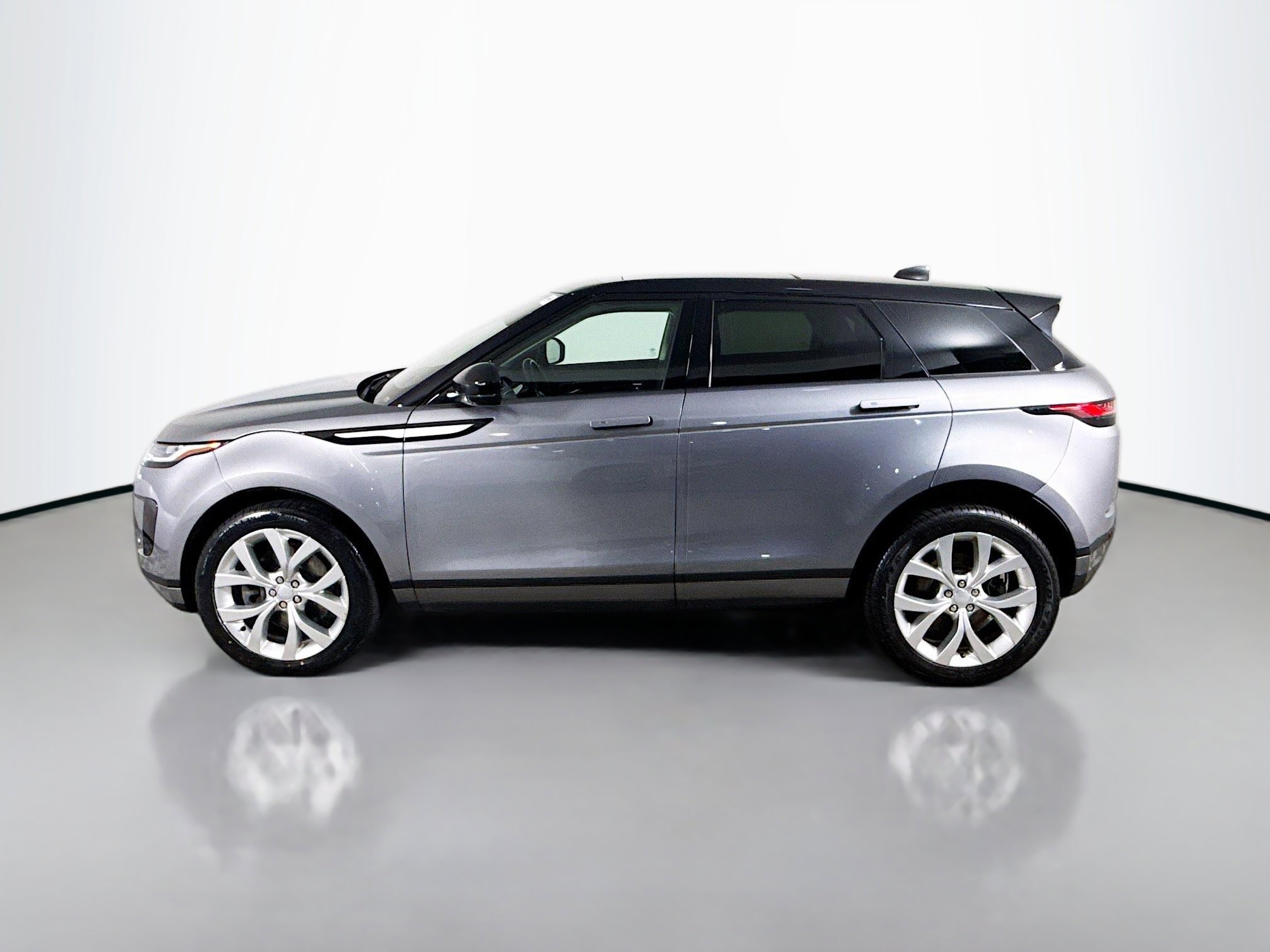 Used 2022 Land Rover Range Rover Evoque SE image 6