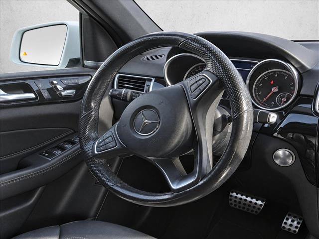 Used 2019 Mercedes-Benz GLE 400 4MATIC image 24