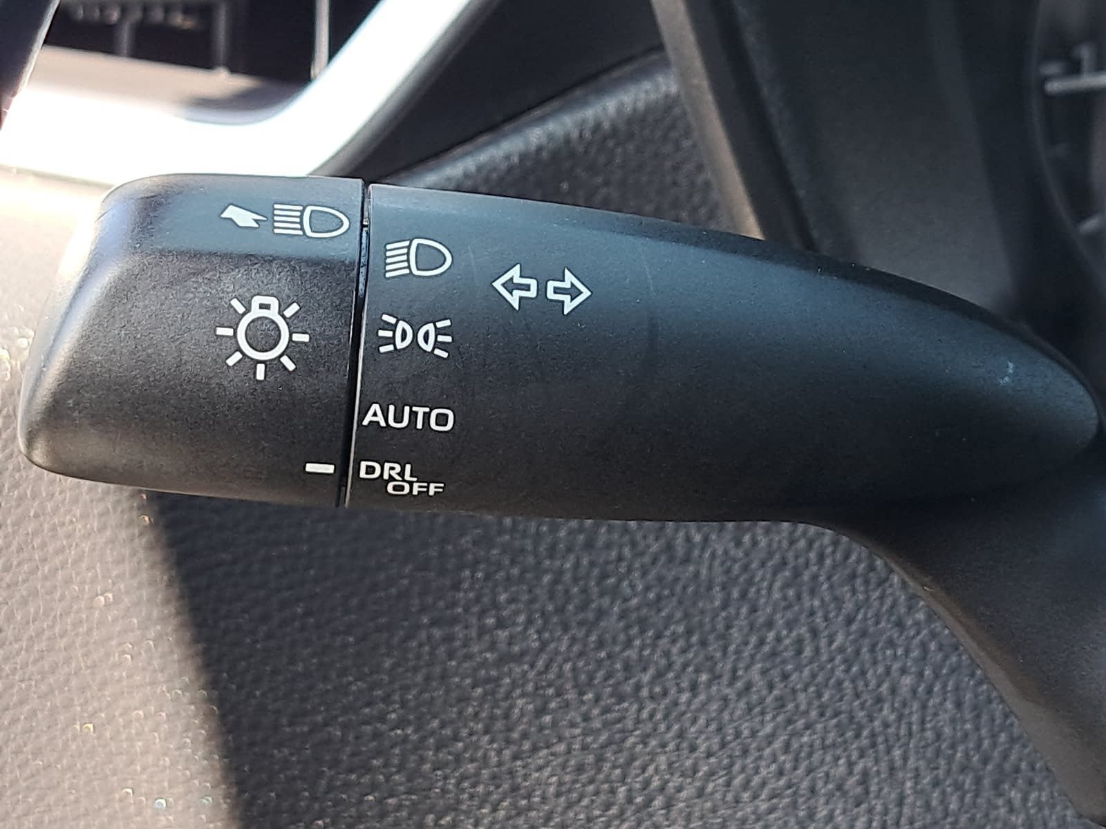 Used 2024 Toyota Corolla SE FWD image 27