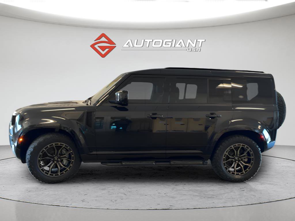 Used 2022 Land Rover Defender 110 X-Dynamic SE image 3