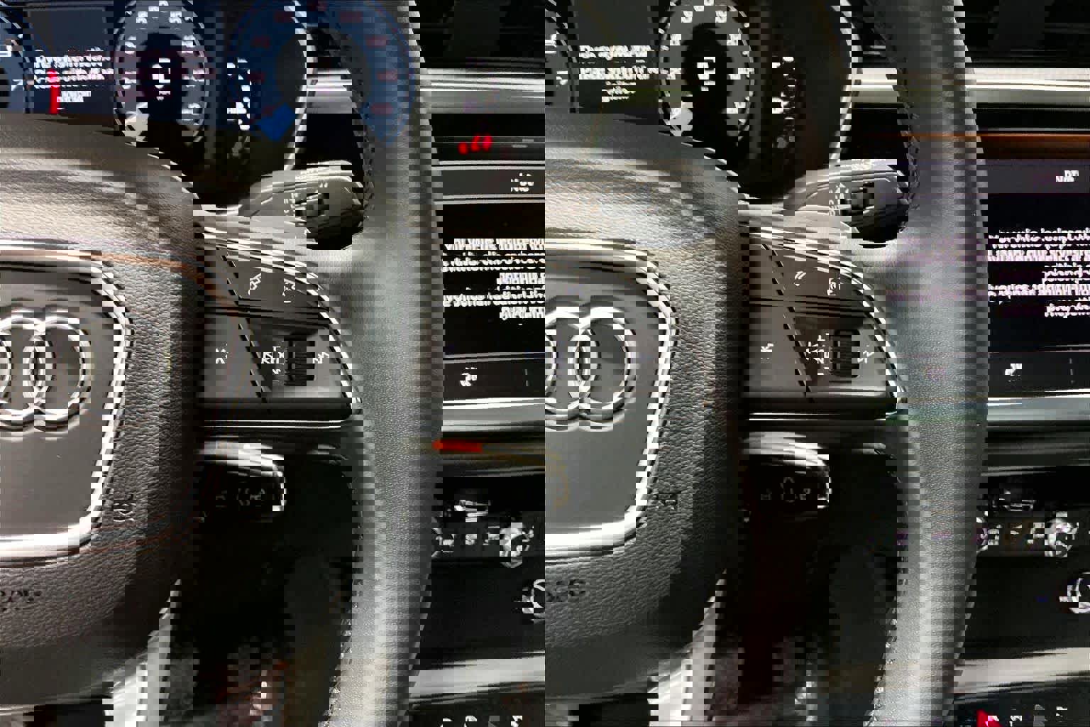 Certified 2025 Audi Q3 2.0T Premium image 22