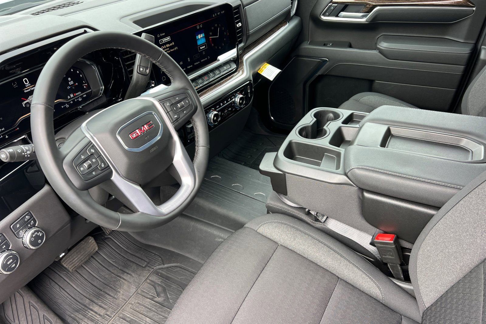 Used 2025 GMC Sierra 1500 SLE image 10