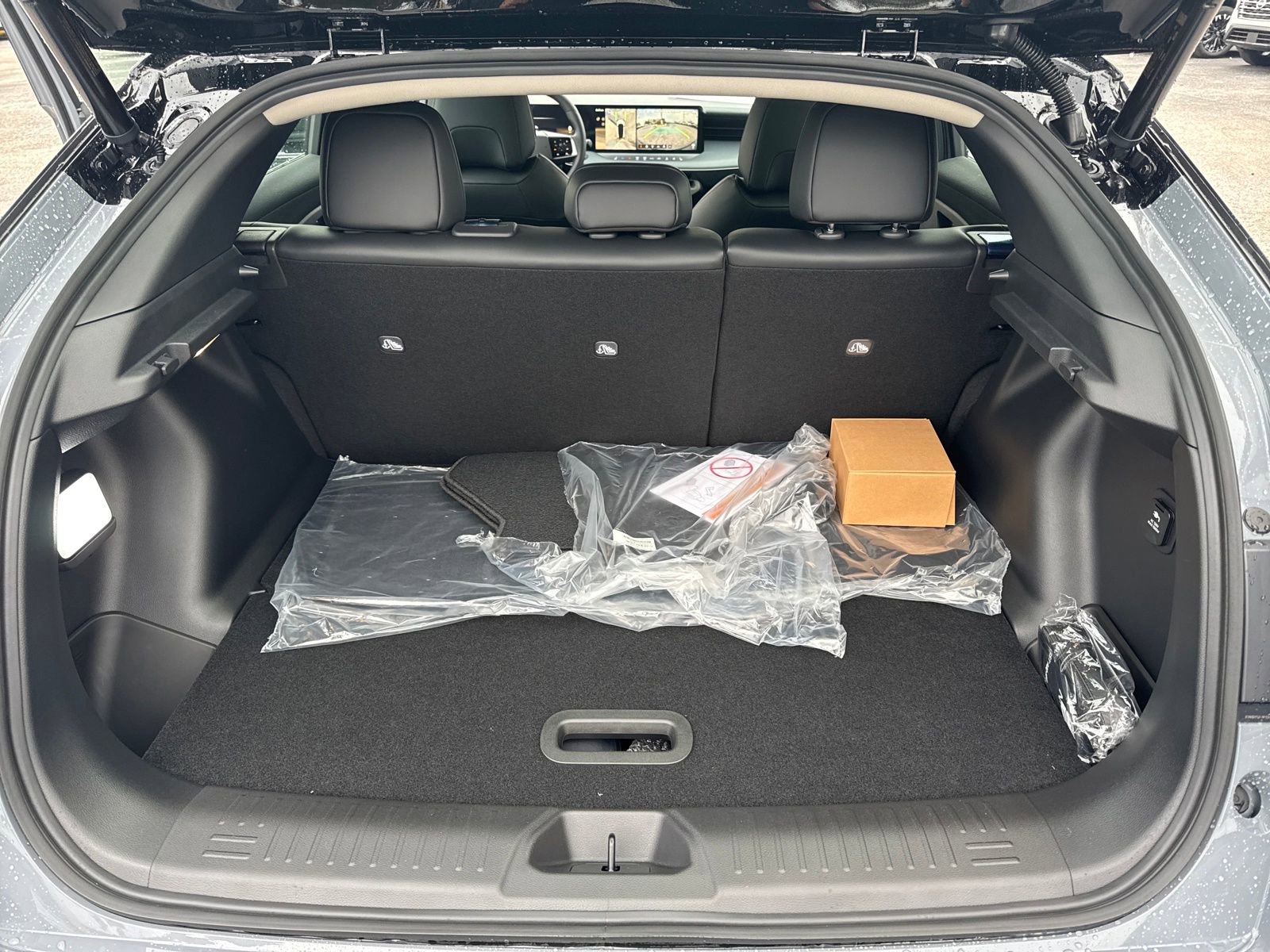 New 2026 Nissan Leaf Platinum+ image 30