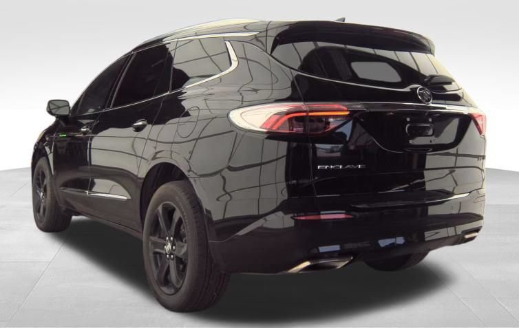 Used 2023 Buick Enclave Essence w/ Sport Touring Edition FWD image 10