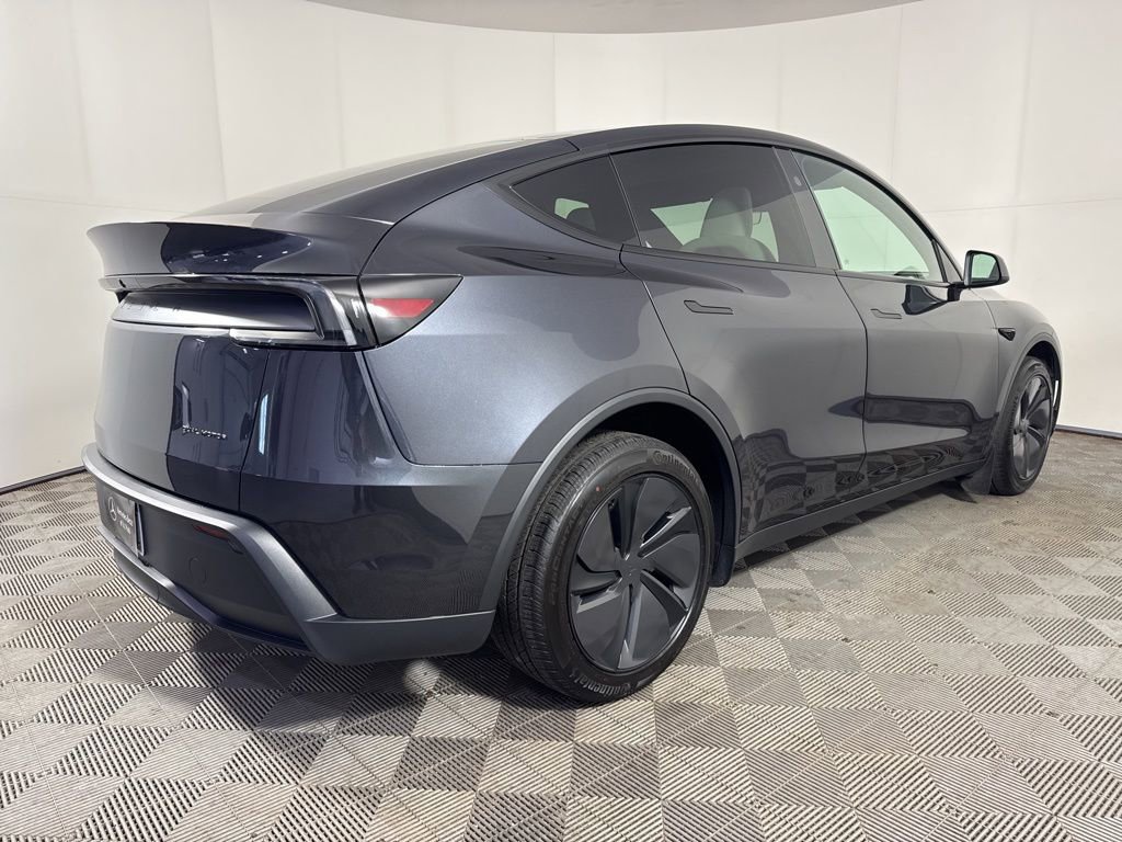 Used 2026 Tesla Model Y Long Range image 6