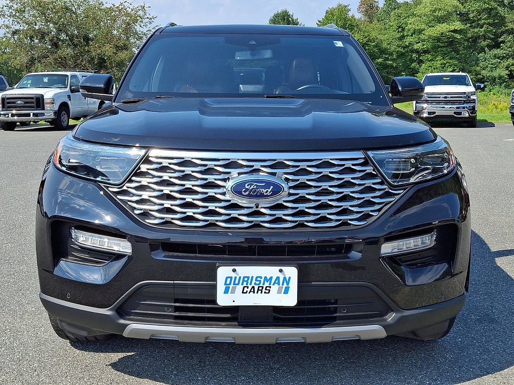 Used 2023 Ford Explorer Platinum w/ Technology Package AWD/4WD image 2