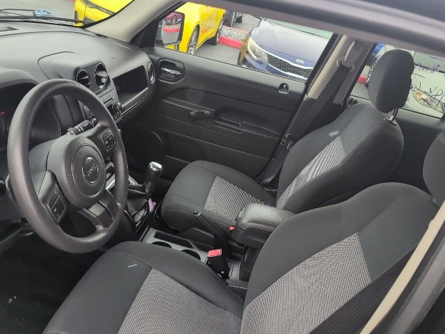 Used 2013 Jeep Patriot Sport image 12