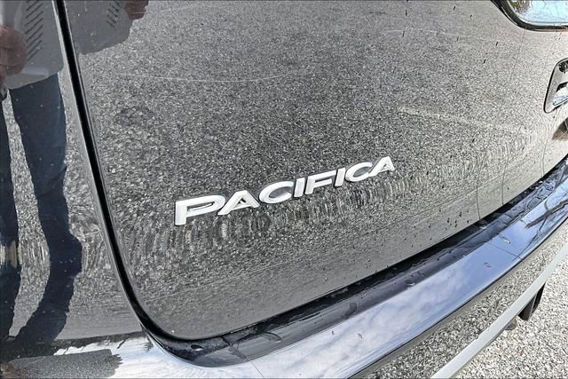 Used 2021 Chrysler Pacifica Pinnacle image 7