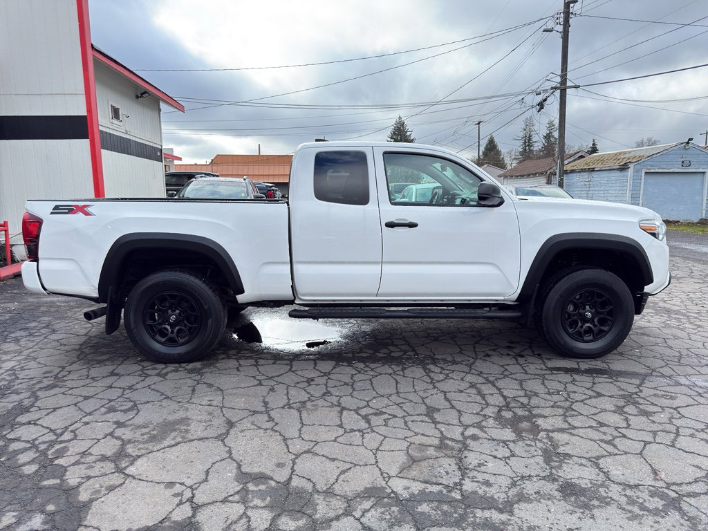 Used 2022 Toyota Tacoma SR w/ SX Package image 7