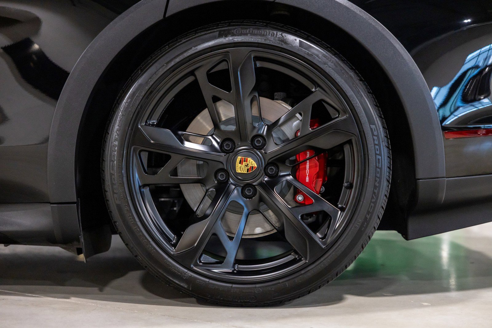 Used 2024 Porsche Taycan 4S image 17