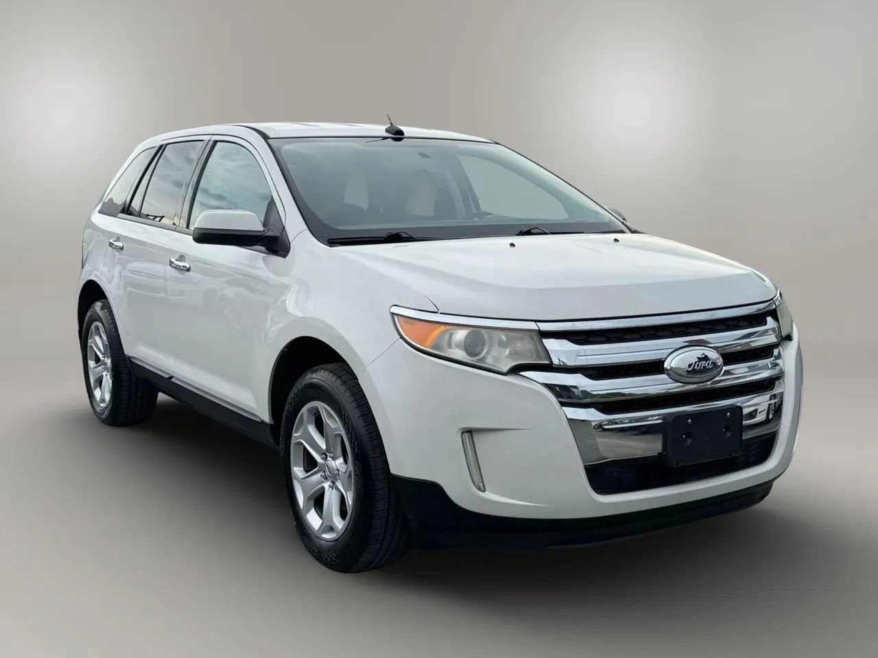 Used 2011 Ford Edge SEL w/ 201A Rapid Spec Order Code image 2