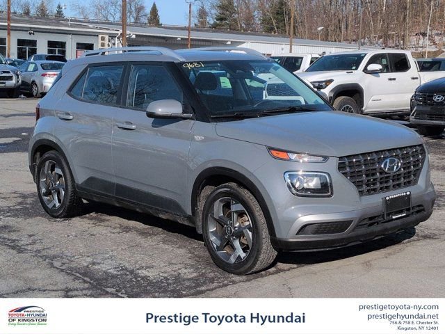 Certified 2023 Hyundai Venue SEL image 1