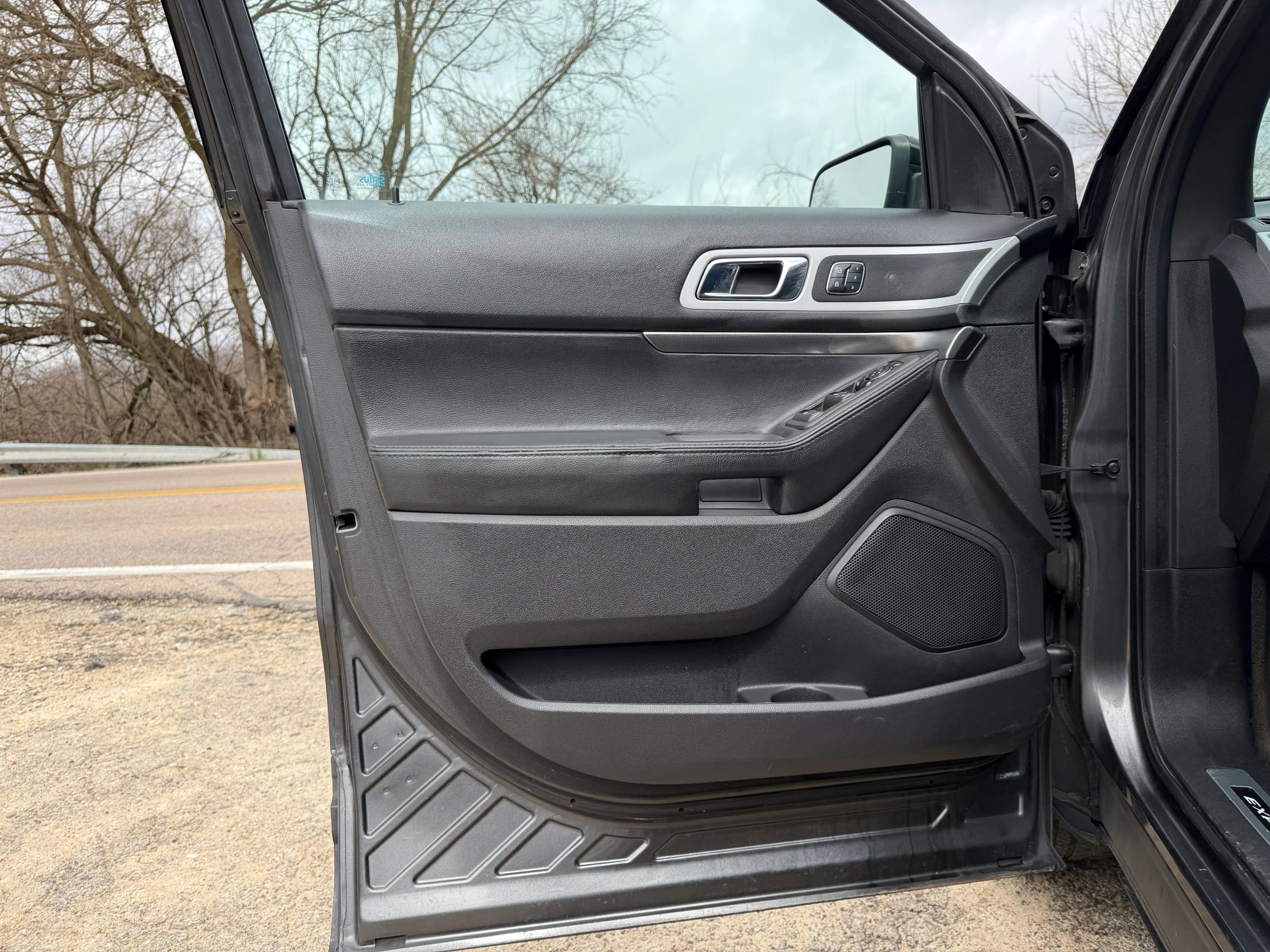 Used 2015 Ford Explorer Sport w/ Equipment Group 401A image 15