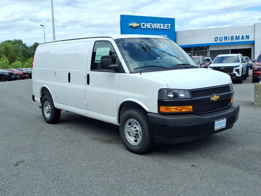 New 2026 Chevrolet Express 2500 w/ Driver Convenience Package