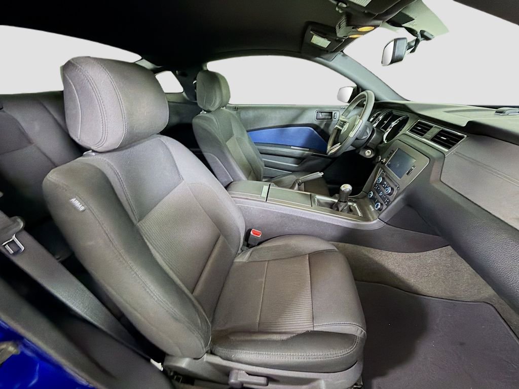 Used 2014 Ford Mustang Coupe w/ Equipment Group 102A RWD image 28