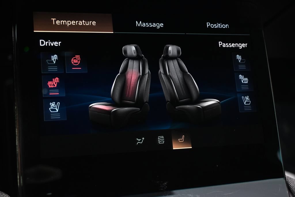 New 2026 Cadillac Vistiq Premium Luxury w/ LPO, Floor Liner Package AWD/4WD image 33