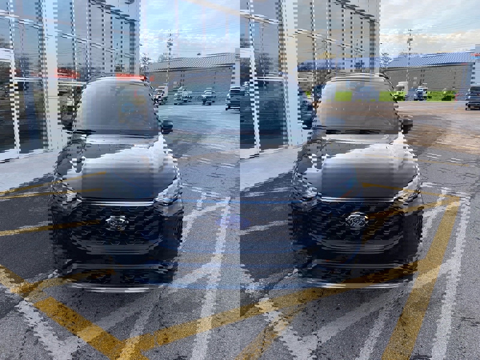 Used 2024 Ford Escape ST-Line w/ Tech Pack #1 AWD/4WD image 8