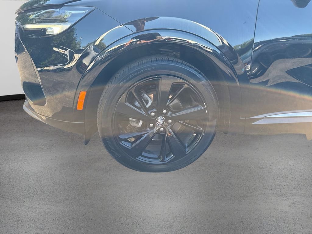 Used 2022 Buick Envision Essence w/ Technology Package II image 12