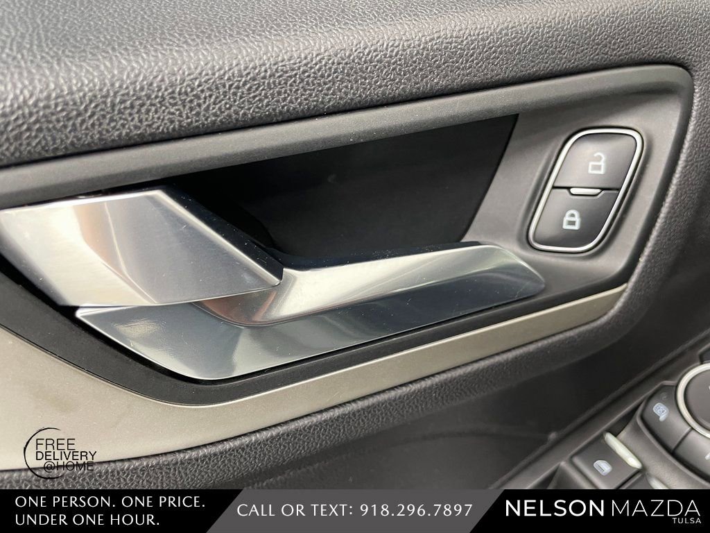 Used 2021 Ford Escape SEL image 19