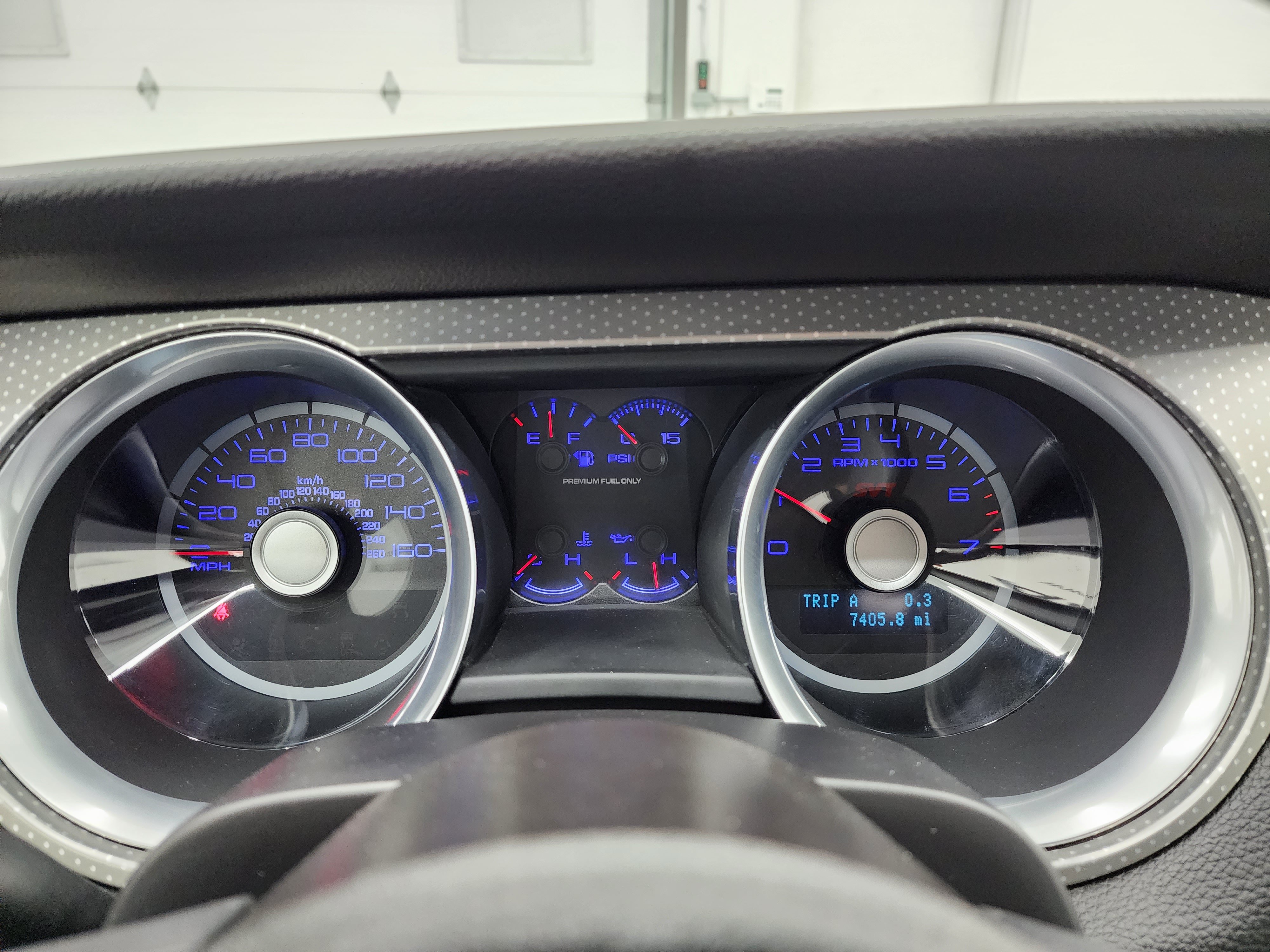 Used 2011 Ford Mustang Shelby GT500 w/ SVT Performance Pkg RWD image 10